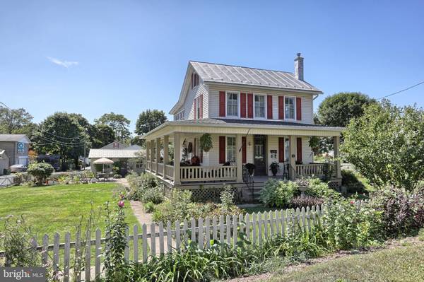 Pine Grove, PA 17963,16 UNION ST