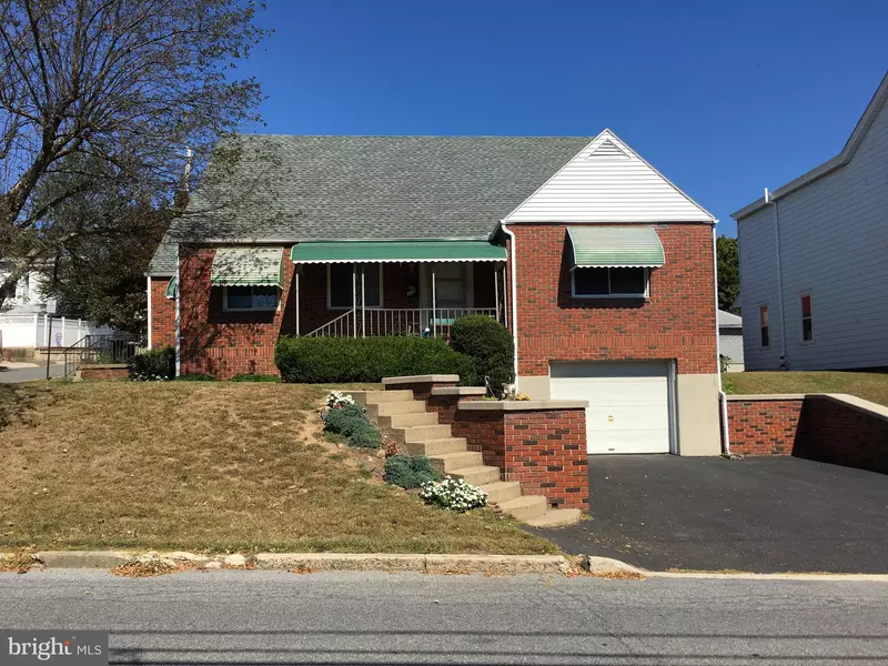 305 SAINT PETER & MARKET ST, Schuylkill Haven, PA 17972