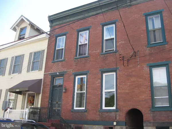 Pottsville, PA 17901,817 W NORWEGIAN ST