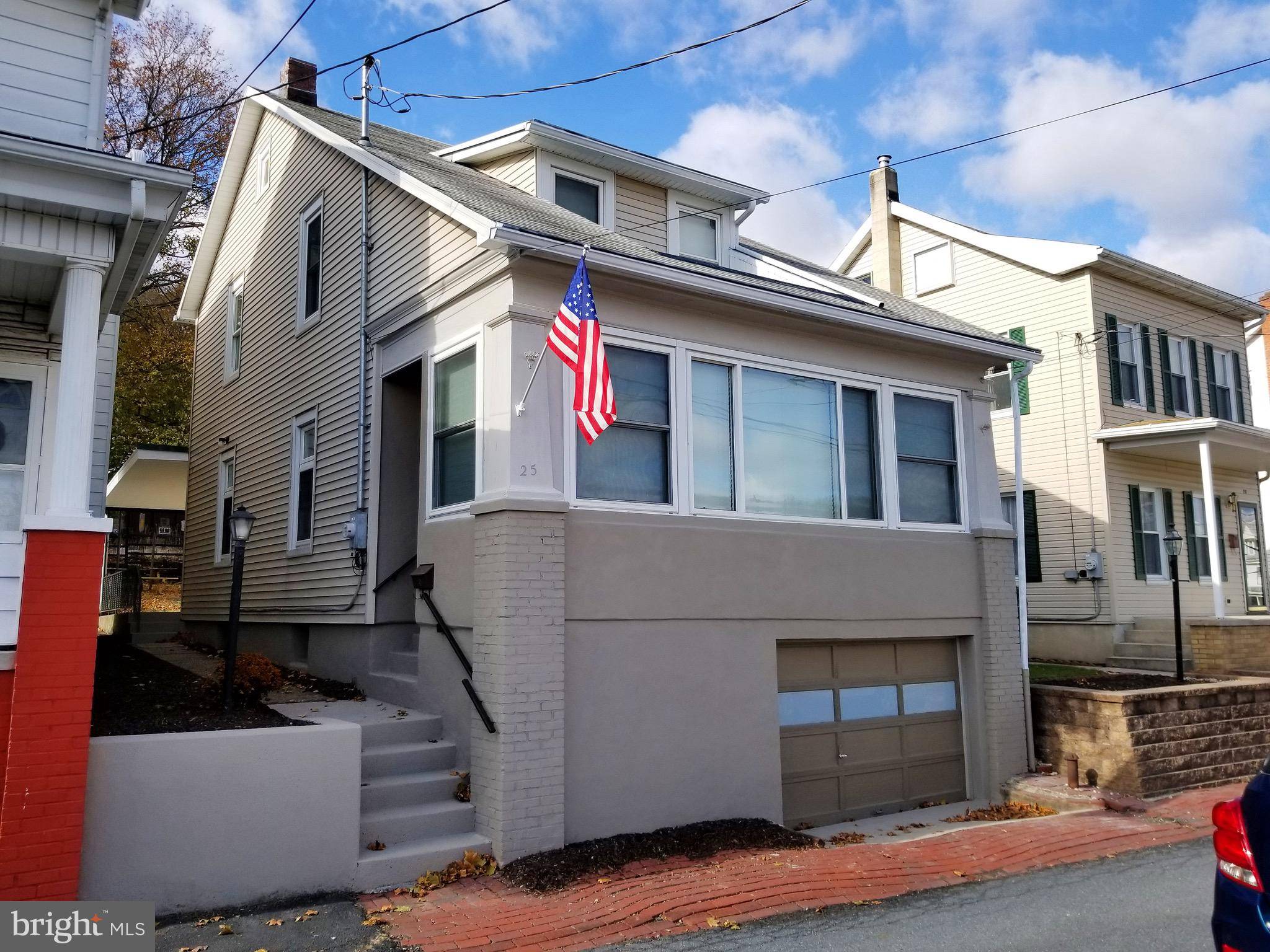 25 GROVE ST, Cressona, PA 17929