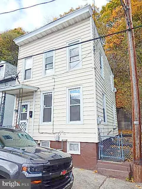 Pottsville, PA 17901,624 W ARCH ST