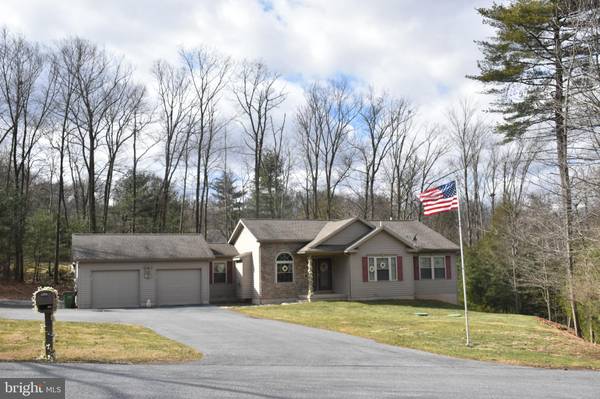 2450 PAPOOSE COVE, Auburn, PA 17922