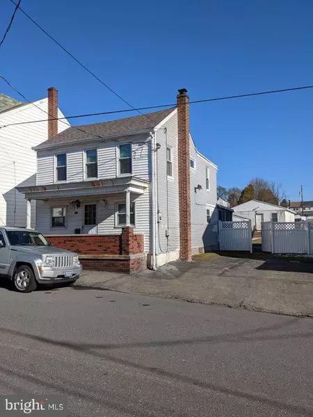 137 S BALLIET ST, Frackville, PA 17931