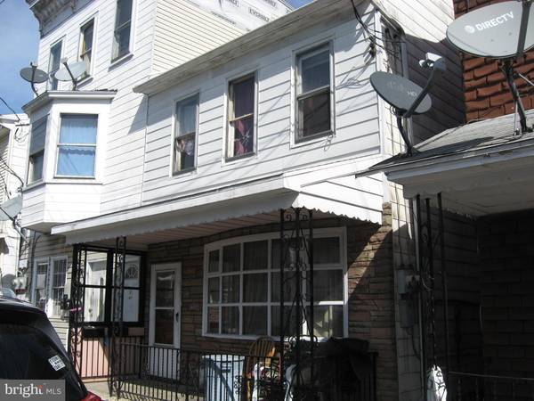 125 N 2ND ST, Saint Clair, PA 17970