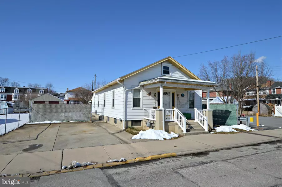 985 EDISON ST, York, PA 17403