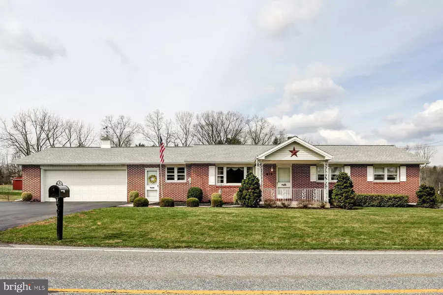 30 WARRINGTON RD, Dillsburg, PA 17019