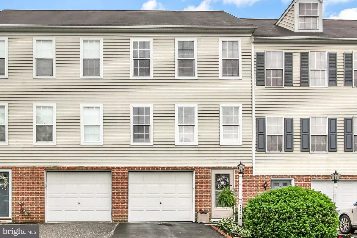 York, PA 17404,1122 HEARTHRIDGE LN