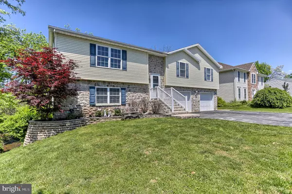 3083 HONEY RUN DR, York, PA 17408