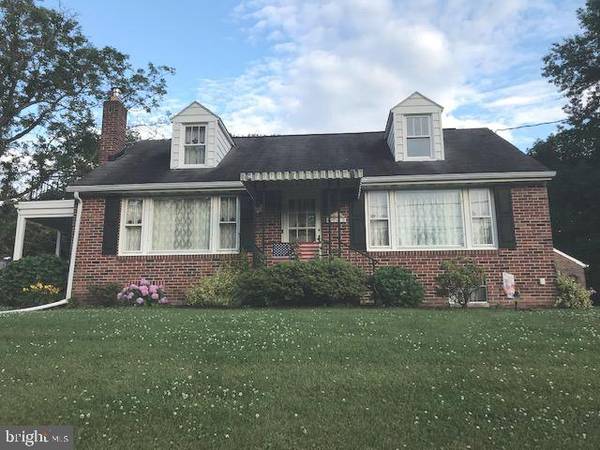 178 W HANOVER ST, Spring Grove, PA 17362