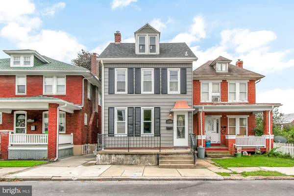 1554 W PHILADELPHIA ST, York, PA 17404