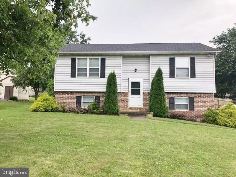 3445 FOX RIDGE CT, Dover, PA 17315