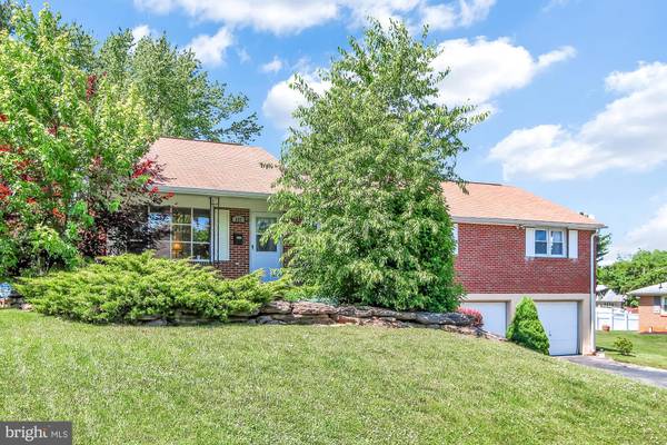 127 RAYPAULA DR, Shrewsbury, PA 17361