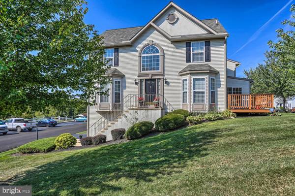 348 HARVEST FIELD LN, York, PA 17403