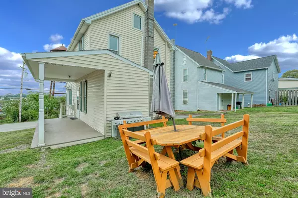 Stewartstown, PA 17363,29 HIGH ST