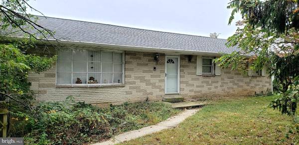 424 LEWISBERRY RD, New Cumberland, PA 17070