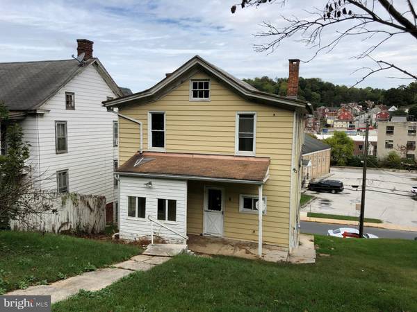 Glen Rock, PA 17327,40 HANOVER ST