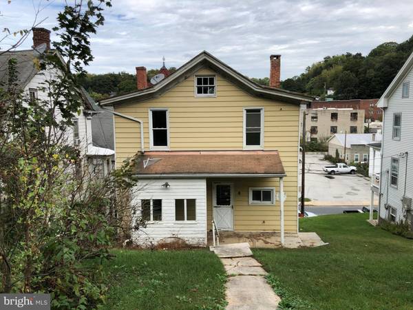 Glen Rock, PA 17327,40 HANOVER ST