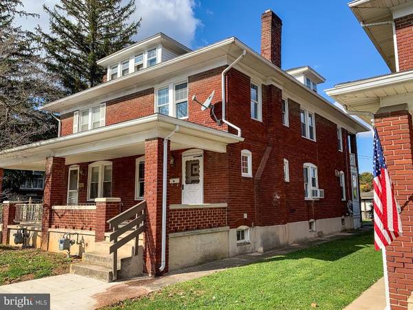 1715 W PHILADELPHIA ST, York, PA 17404