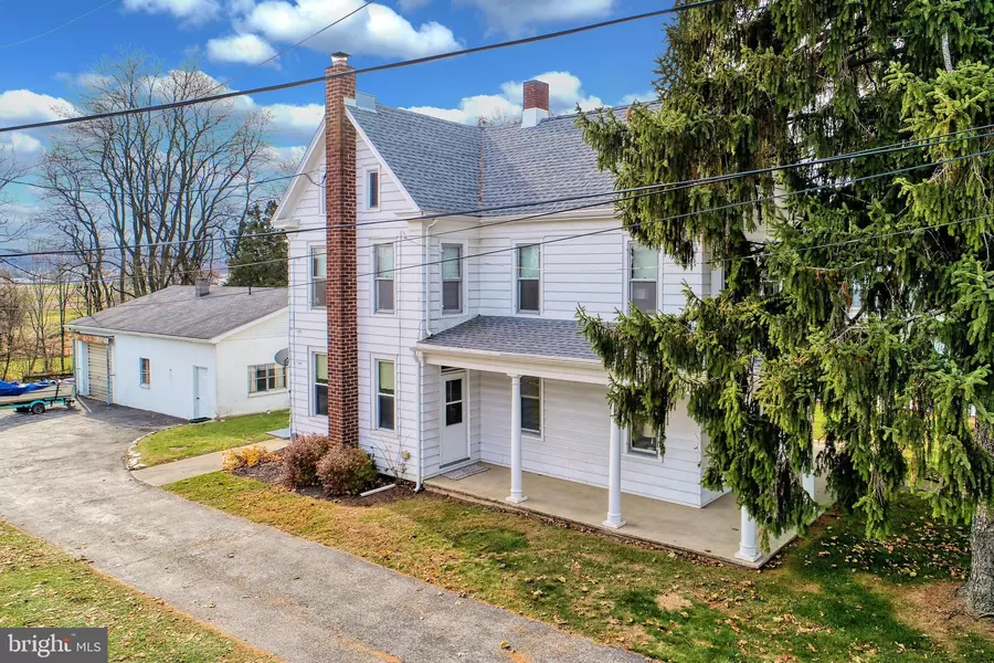 48 E GEORGE ST, York New Salem, PA 17371