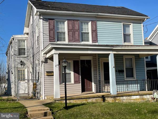 256 W MAIN ST, Dallastown, PA 17313