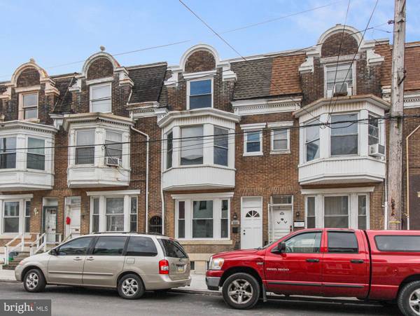 526 E WALNUT ST, Windsor, PA 17366