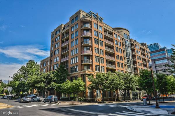 3625 10TH ST N #302, Arlington, VA 22201