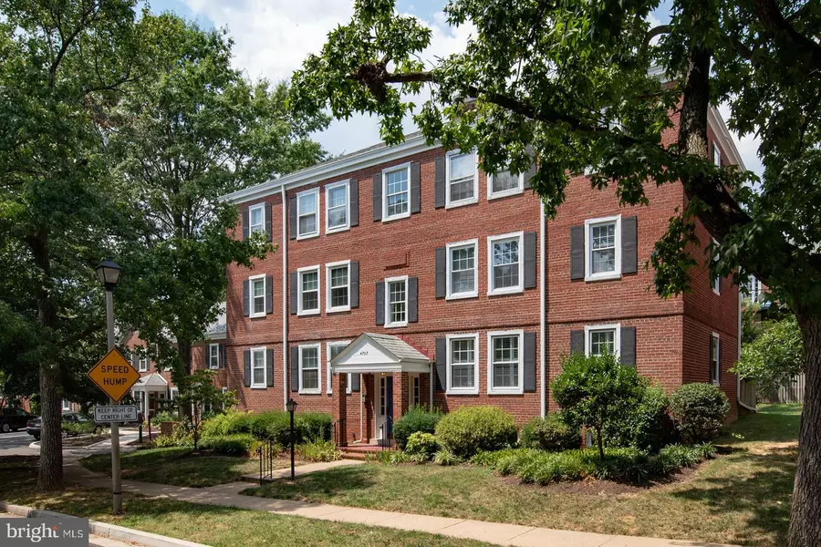 4707 29TH ST S #A2, Arlington, VA 22206