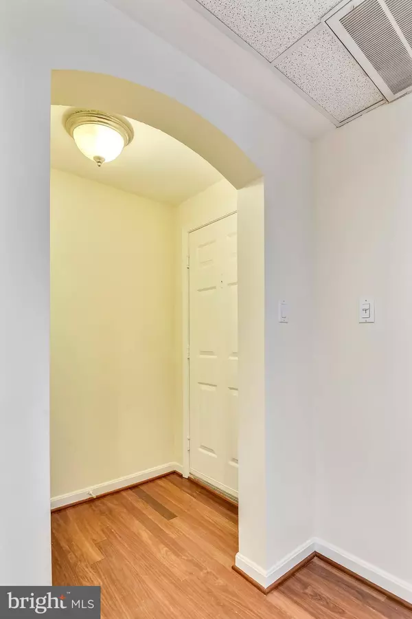 Arlington, VA 22201,2015 KEY BLVD #12604