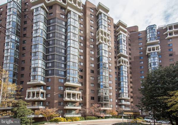 1600 N OAK ST #712, Arlington, VA 22209