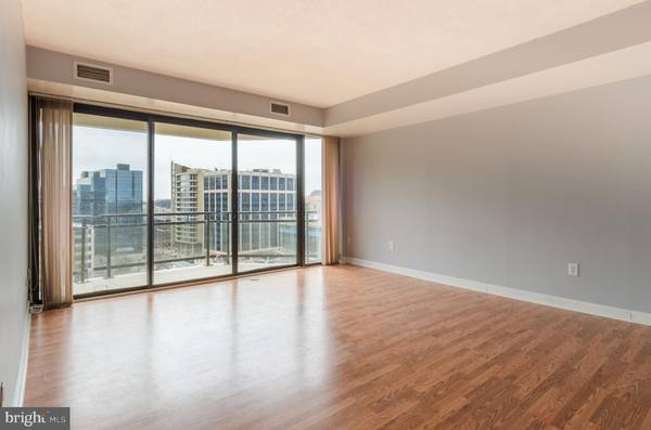 1530 KEY BLVD #1205, Arlington, VA 22209