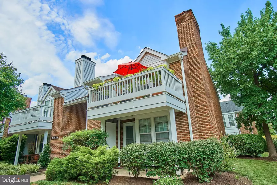 2586-H S ARLINGTON MILL DR #8, Arlington, VA 22206