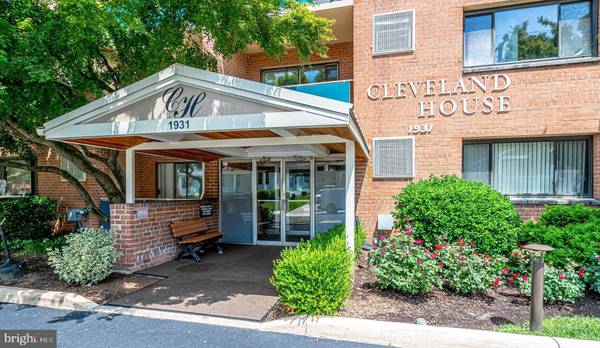 1931 N CLEVELAND ST #205, Arlington, VA 22201