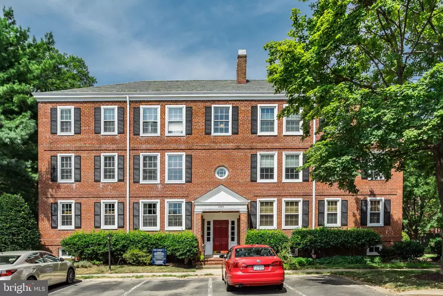 3043 S COLUMBUS ST #B1, Arlington, VA 22206