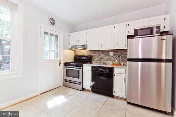 Arlington, VA 22204,1401 S EDGEWOOD ST #483