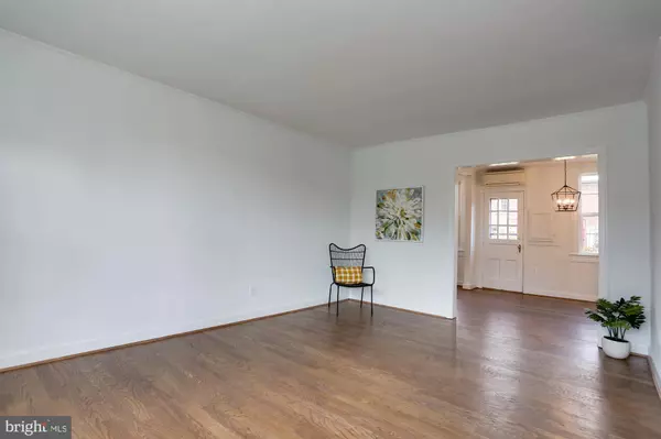 Arlington, VA 22204,2600 16TH ST S #710