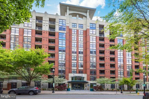 1021 N GARFIELD ST #244, Arlington, VA 22201