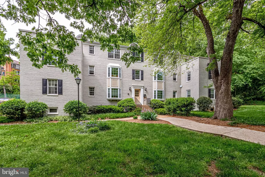 706 S ARLINGTON MILL DR #18203, Arlington, VA 22204