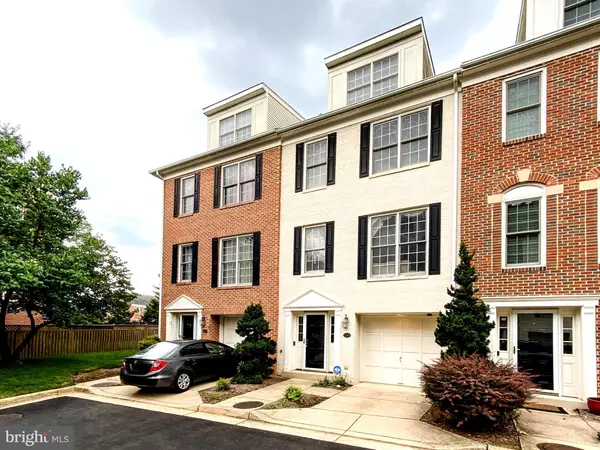 504-H N THOMAS ST, Arlington, VA 22203