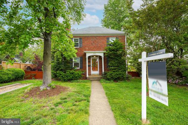 607 S STAFFORD ST, Arlington, VA 22204