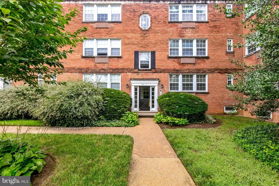 1810 W ABINGDON DR #202, Alexandria, VA 22314