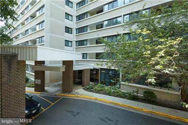 5911 EDSALL RD #701, Alexandria, VA 22304