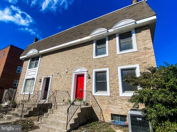 1300 CHETWORTH CT, Alexandria, VA 22314