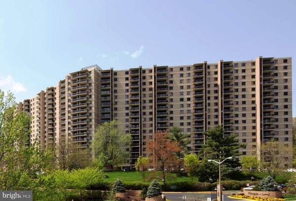 203 YOAKUM PKWY #416, Alexandria, VA 22304