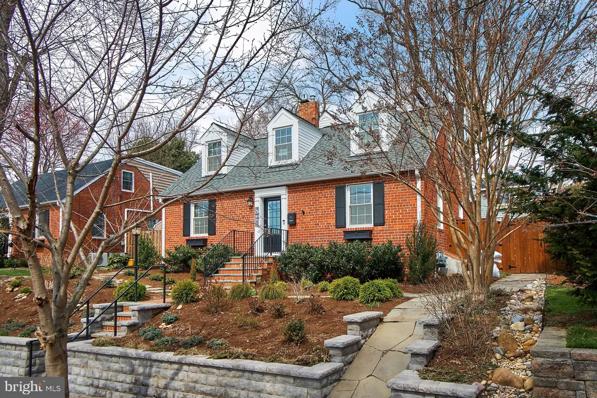 Alexandria, VA 22314,731 UPLAND PL