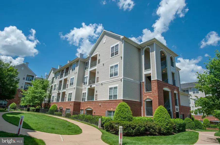 4852 EISENHOWER AVE #140, Alexandria, VA 22304