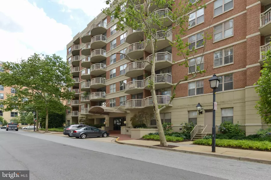 1200 BRADDOCK PL #102, Alexandria, VA 22314