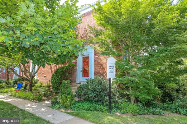 3408 GUNSTON RD, Alexandria, VA 22302