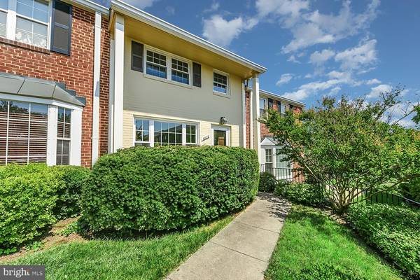 3829 JASON AVE, Alexandria, VA 22302