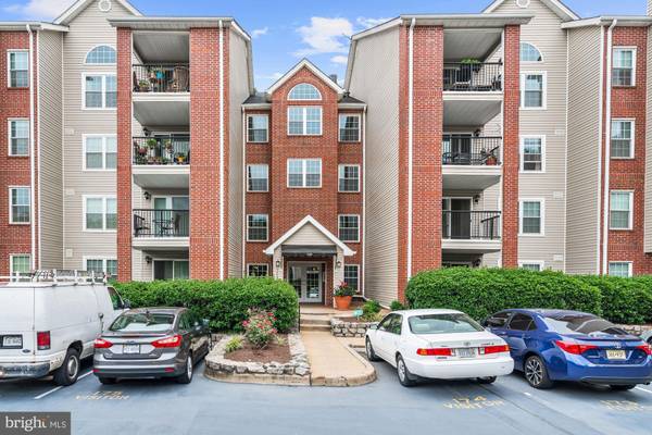 3309 WYNDHAM CIR #2183, Alexandria, VA 22302