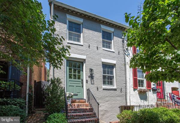 607 S SAINT ASAPH ST, Alexandria, VA 22314